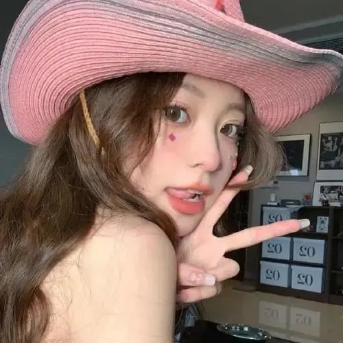 明星离婚传闻表情包火出圈，短时间内内幕曝光，服务器被挤瘫痪
